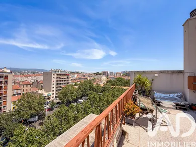 Apartment in Marseille (13003)