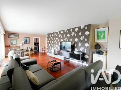 Apartment in Sceaux (92330)