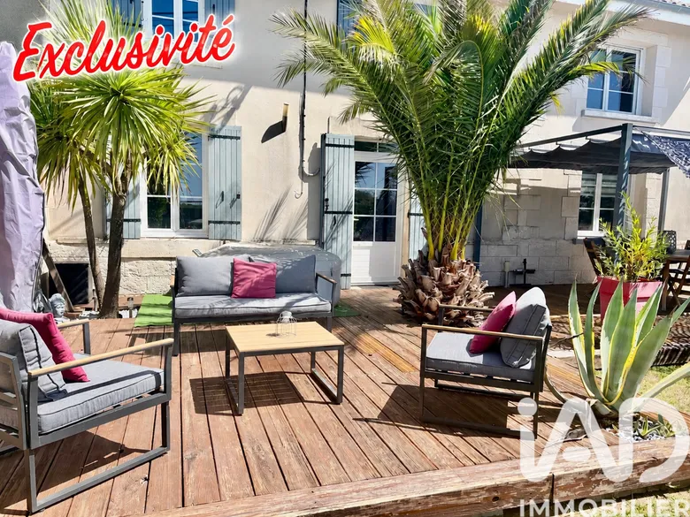 Maison 6 pièces 148 m² · à Coux · 148 m² · 197 000 €