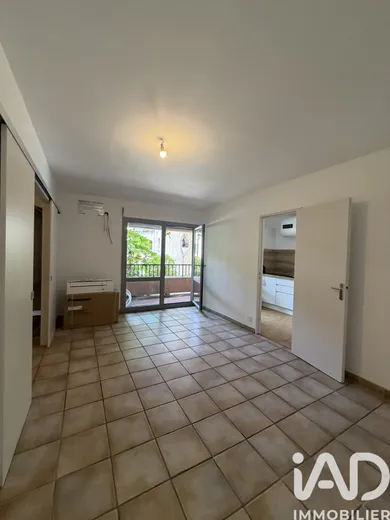 Apartment in Salon-de-Provence (13300)