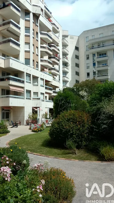 Appartement à Courbevoie (92400)