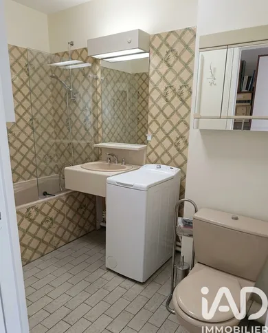 Studio à Paris (75017)