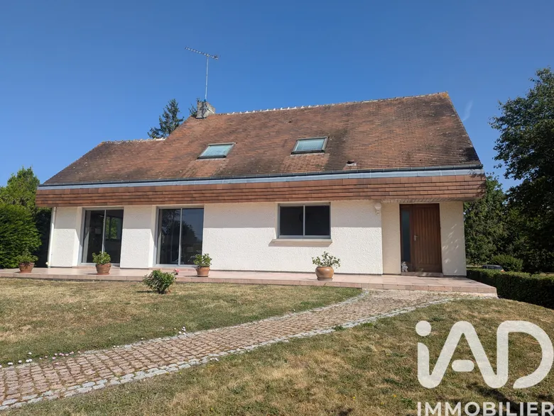 Maison 7 pièces 154 m² · à Thou · 154 m² · 215 000 €