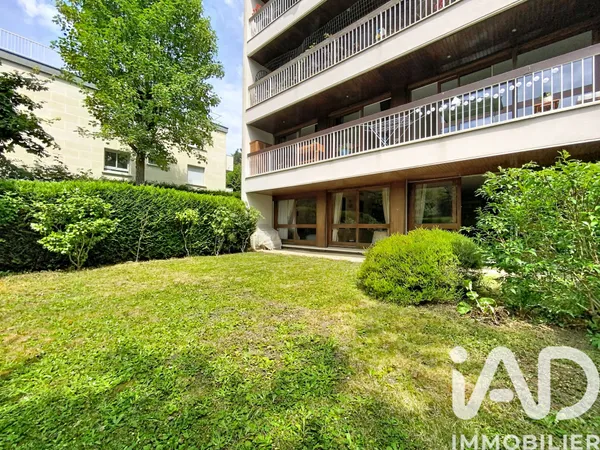 Appartement à Saint-Cloud (92210) photo 2
