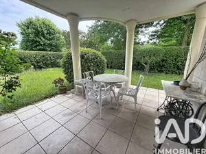 Apartment in Vaucresson (92420)
