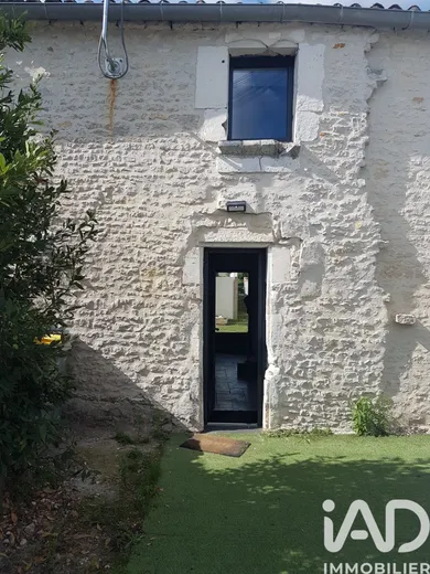Village house in Andilly (17230)