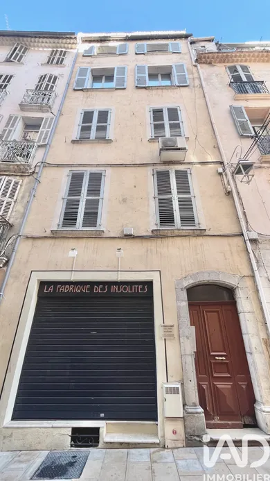 Appartement à Toulon (83000)
