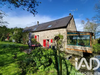 Maison de campagne à VILLEPOT (44110)