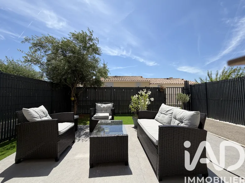 Maison 4 pièces 106 m² · à La Fare-les-Oliviers · 106 m² · 380 000 €
