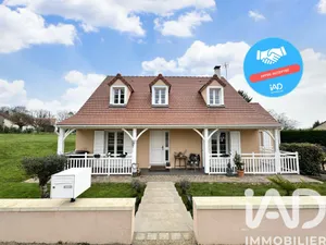 Traditional house in Presles-en-Brie (77220)