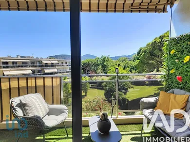 Apartment in Mandelieu-la-Napoule (06210)