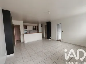 Apartment in Cormery (37320)