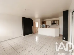 Apartment in Cormery (37320)