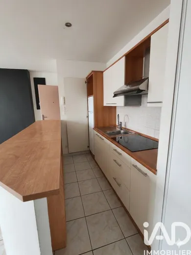 Apartment in Cormery (37320)