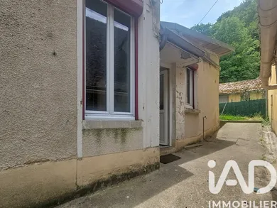 Maison à Saint-Julien-du-Sault (89330)