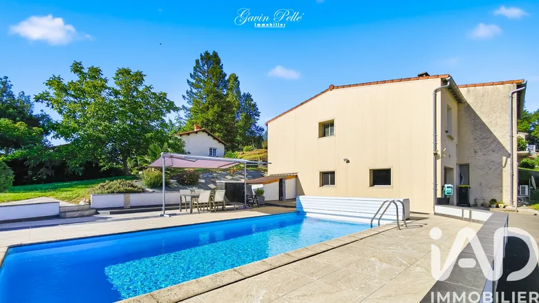Maison 5 pièces 155 m² · à Carmaux · 155 m² · 200 000 €