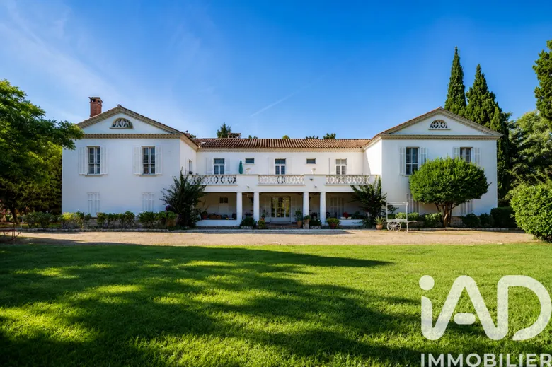 Maison 23 pièces 772 m² · à Arles · 772 m² · 1 590 000 €