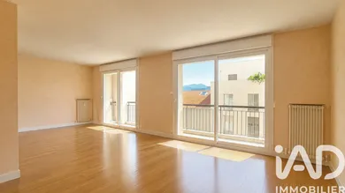 Apartment in Grenoble (38100)