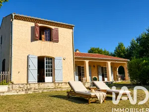 Traditional house in Bagnols-en-Forêt (83600)