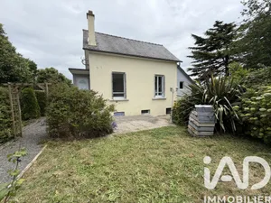 Maison de ville à Plounévez-Moëdec (22810)