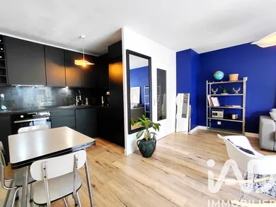 Apartment in Dinan (22100)