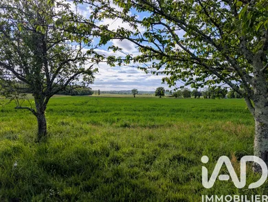 Building plot in Saint-Sauveur-de-Puynormand (33660)
