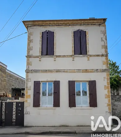 Maison à Castres-Gironde (33640)