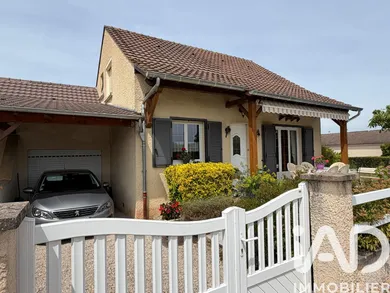Village house in Vitry-en-Charollais (71600)