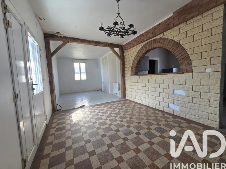 Maison 2 pièces 59 m² · à Yèvres · 59 m² · 86 500 €
