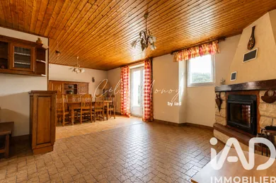 Maison de campagne à La Chaize-le-Vicomte (85310)