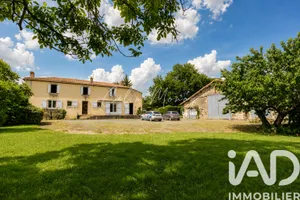 Maison de campagne à La Chaize-le-Vicomte (85310)