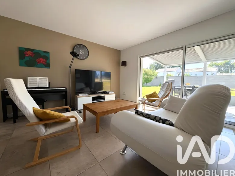 Maison 6 pièces 106 m² · à Rochefort · 105,9 m² · 299 000 €