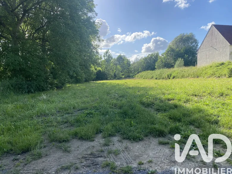 Terrain à bâtir à Thiescourt (60310) · 39 000 €