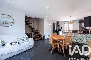 Duplex à Saint-Genis-les-Ollières (69290)