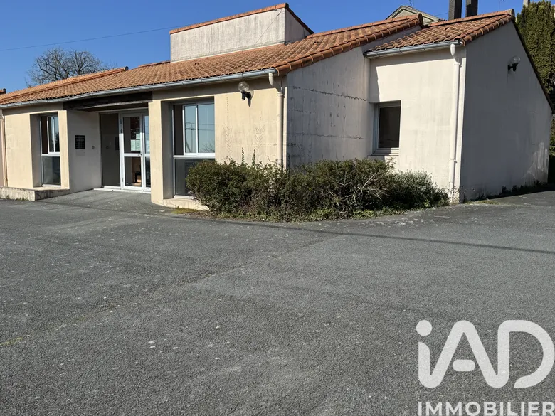 Maison 7 pièces 160 m² · à La Châtaigneraie · 160 m² · 172 000 €