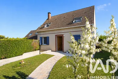 Detached house in Champagne-sur-Oise (95660)