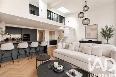 Apartment in Paris (75012)