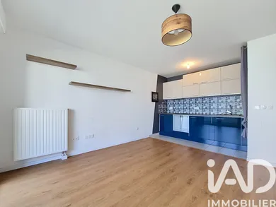 Apartment in Angers (49100)