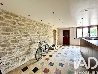 Immeuble à Les Ayvelles (08000)