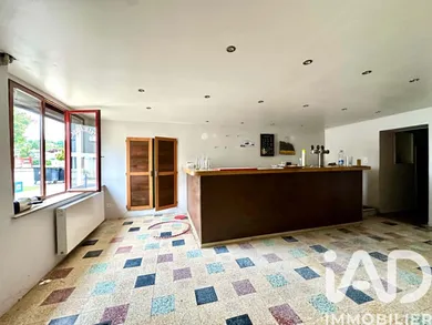 Immeuble à Les Ayvelles (08000)