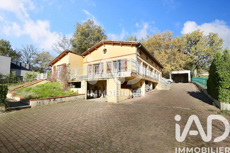 Maison 5 pièces 110 m² · à Rouffiac-Tolosan · 110 m² · 365 000 €