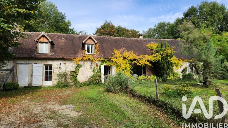 Maison 4 pièces 129 m² · à Moulins sur Céphons · 129 m² · 99 000 €