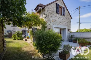 House in Orgeval (78630)