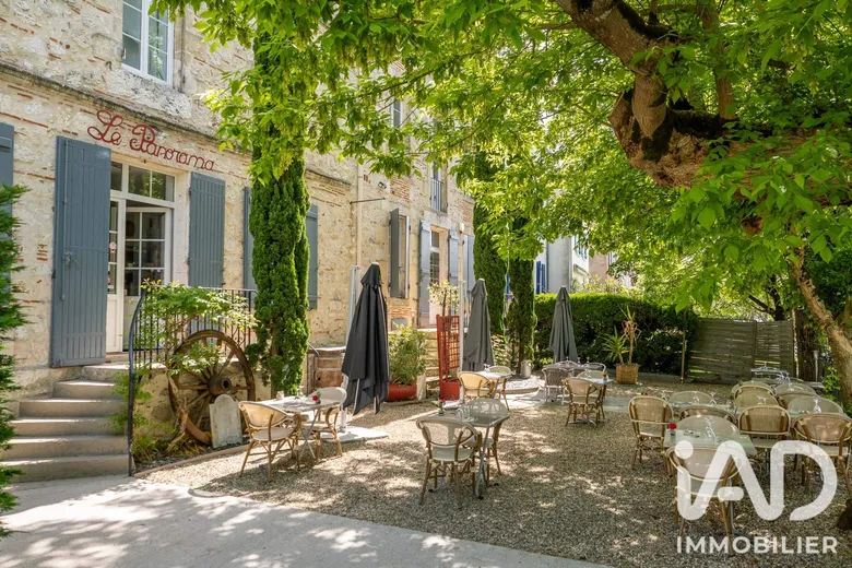Immeuble 300 m² · à Laparade · 300 m² · 306 500 €