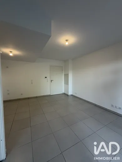 Appartement à Pélissanne (13330)