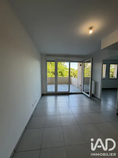 Appartement à Pélissanne (13330)