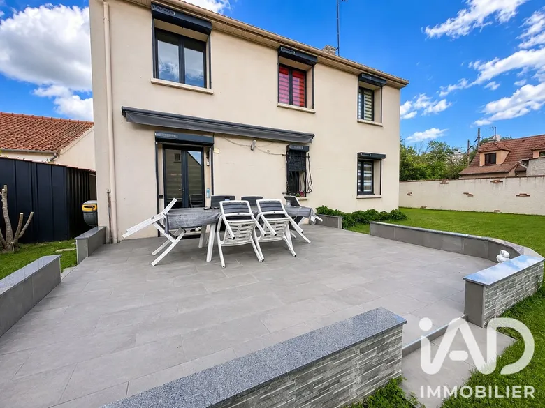 Maison 7 pièces 127 m² · à Corbeil-Essonnes · 127 m² · 385 000 €