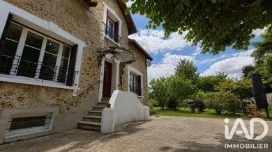 Maison traditionnelle à Trilport (77470)