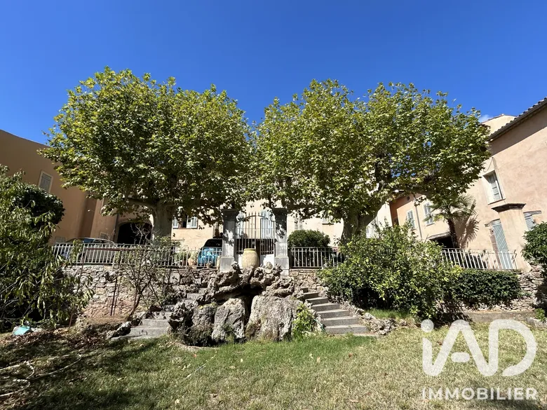 Maison 20 pièces 580 m² · à Puget-Ville · 580 m² · 890 000 €