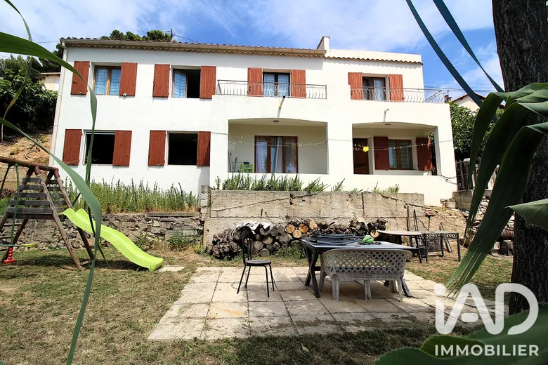 Maison 13 pièces 217 m² · à Marseille · 216,8 m² · 500 000 €